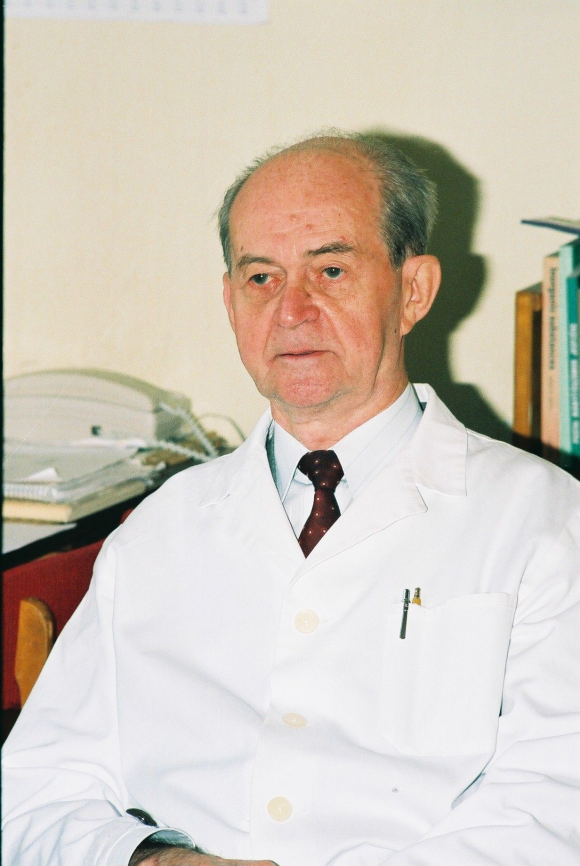 Dr._Csanyi_Laszlo