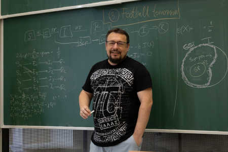 Dr. Röst Gergely matematikus. Fotó: Molnár Dóra