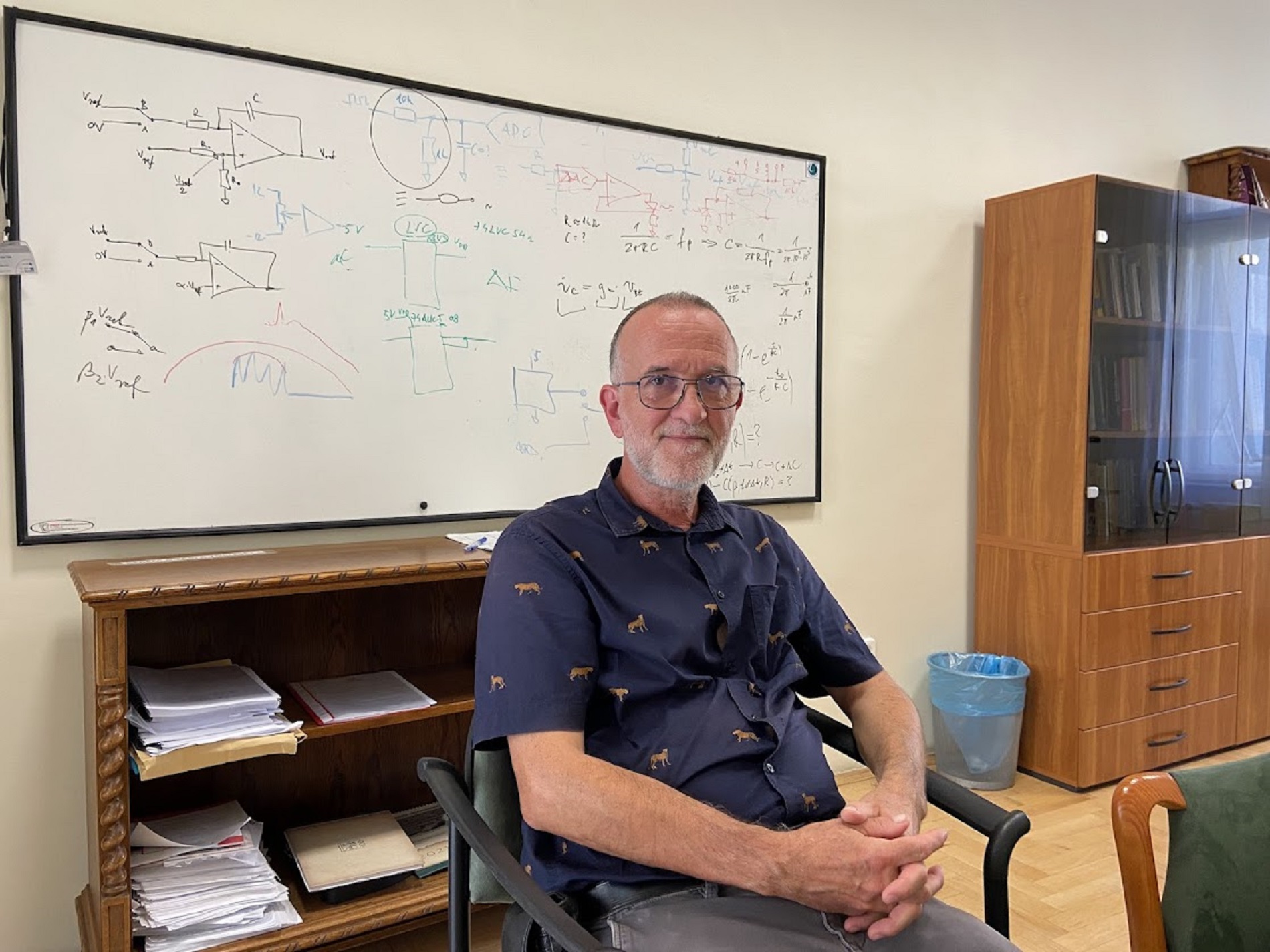 Dr. Gingl Zoltán