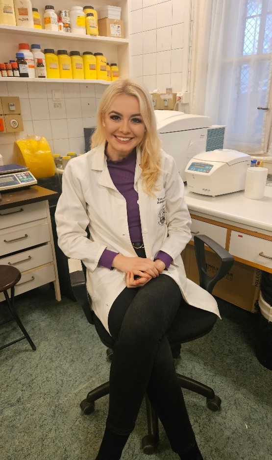 Kun_Anasztazia_Erzsebet_biologia-kemai_szakos_tanar Kun_Anasztazia_Erzsebet_biologia-kemai_szakos_tanar